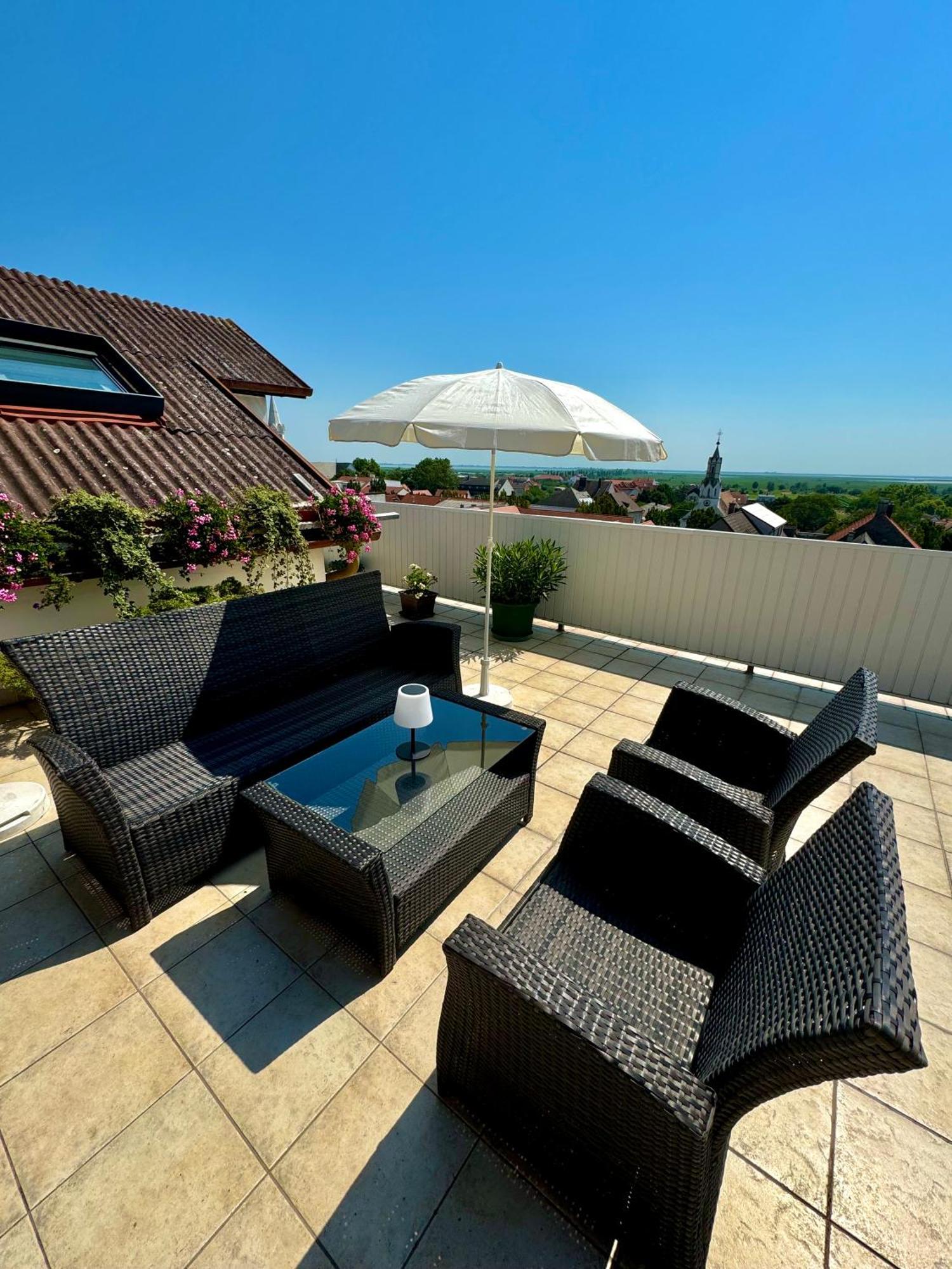 Pension Seeblick Morbisch am See Bagian luar foto